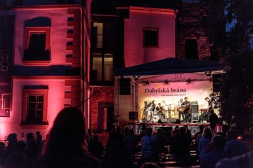 Mezinárodní hudební festival Dobršská brána