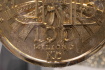Nominální hodnota rekordní mince představuje 100 milionů korun.